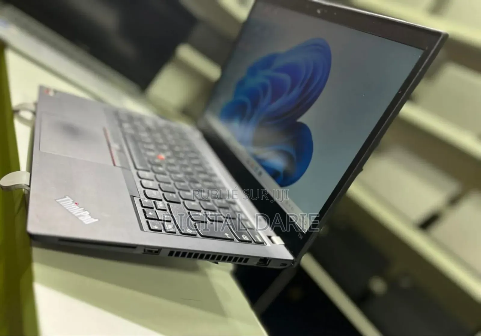 New Ordinateur Portable Lenovo ThinkPad T14 16GB AMD Ryzen 7 SSD 512GB