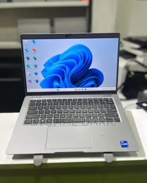 Photo - New Ordinateur Portable Dell Latitude 5420 16GB Intel Core I7 SSD 256GB