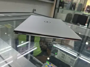 Photo - New Ordinateur Portable Dell XPS 13 16GB Intel Core I7 SSD 500GB