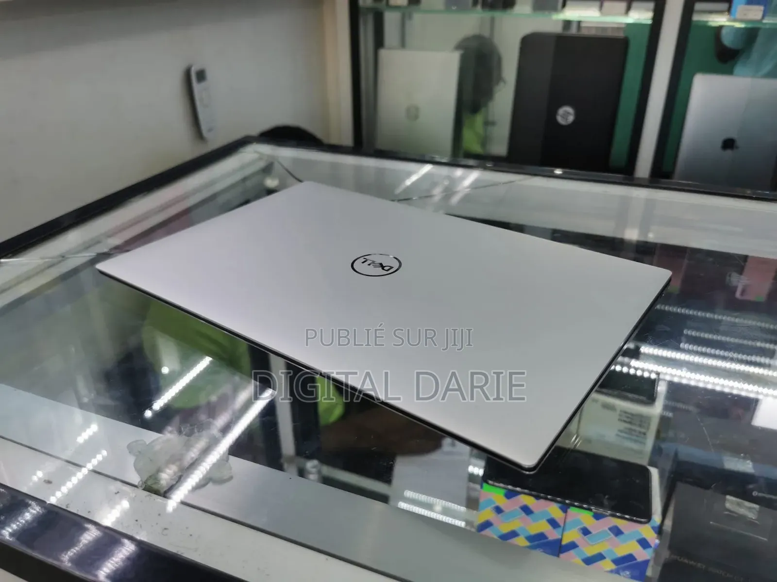 New Ordinateur Portable Dell XPS 13 16GB Intel Core I7 SSD 500GB