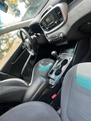 Kia Sorento 4dr SUV 2016 Noir