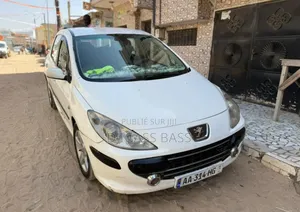 Photo - PEUGEOT 307 2008 Blanc cassé