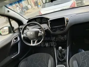 PEUGEOT 2008 2017 Bleu