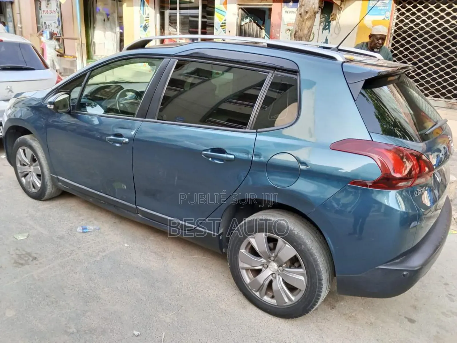 PEUGEOT 2008 2017 Bleu