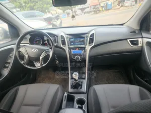 Hyundai Elantra 2013 Gris