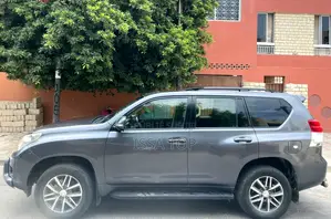 Toyota Land Cruiser Prado 2013 Gris