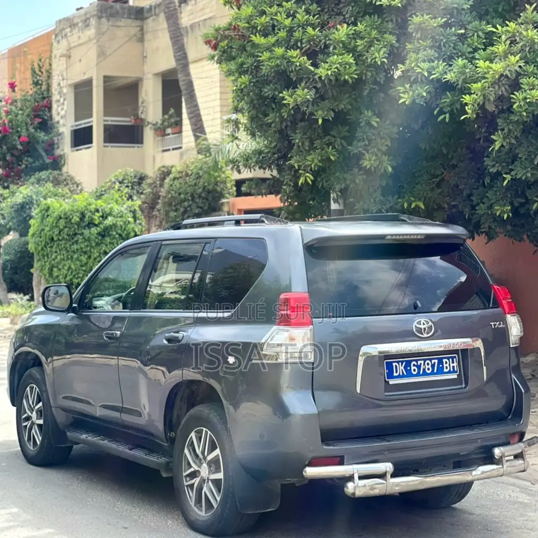 Toyota Land Cruiser Prado 2013 Gris
