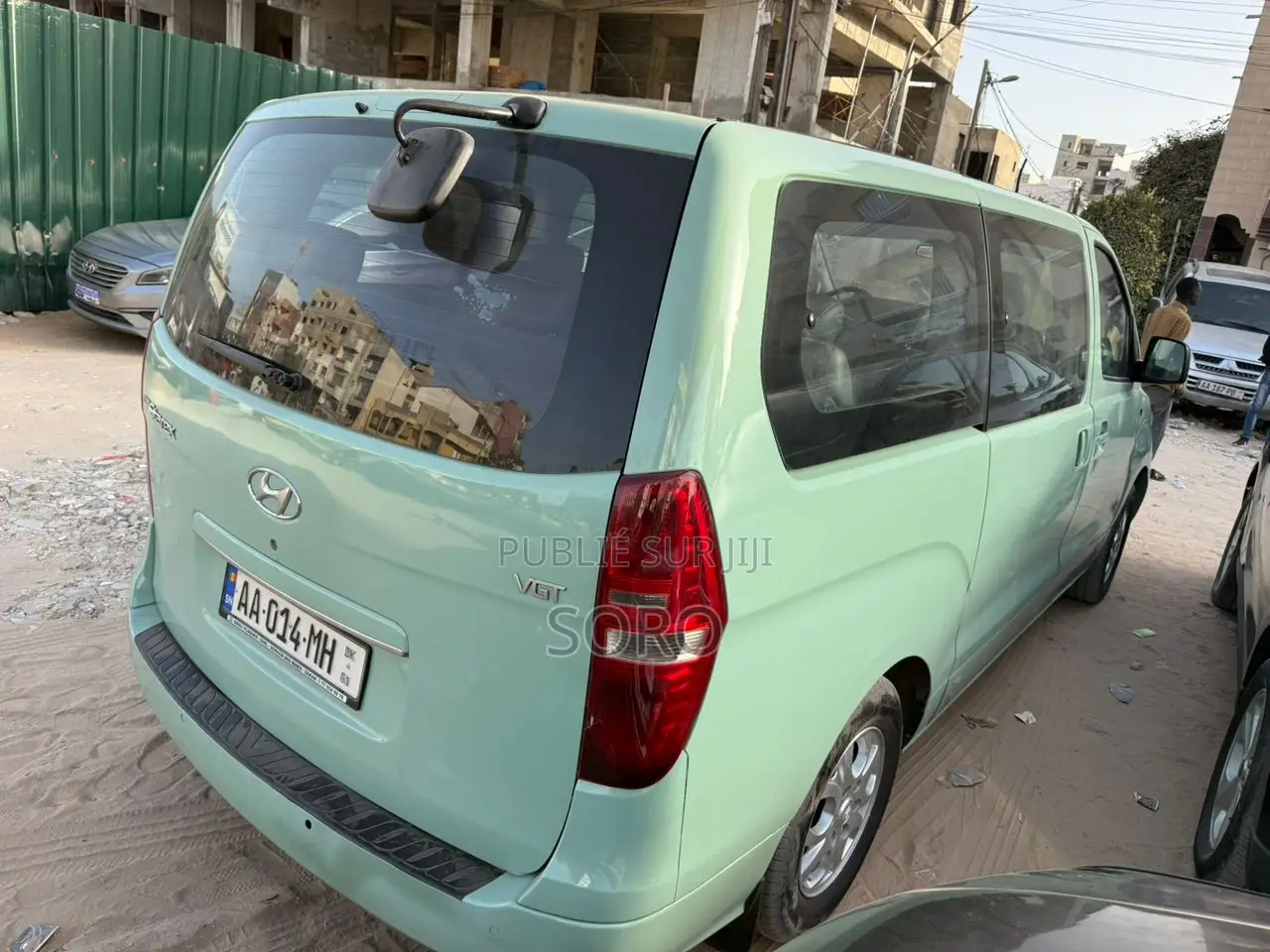 Location Mini Van De 11 Places