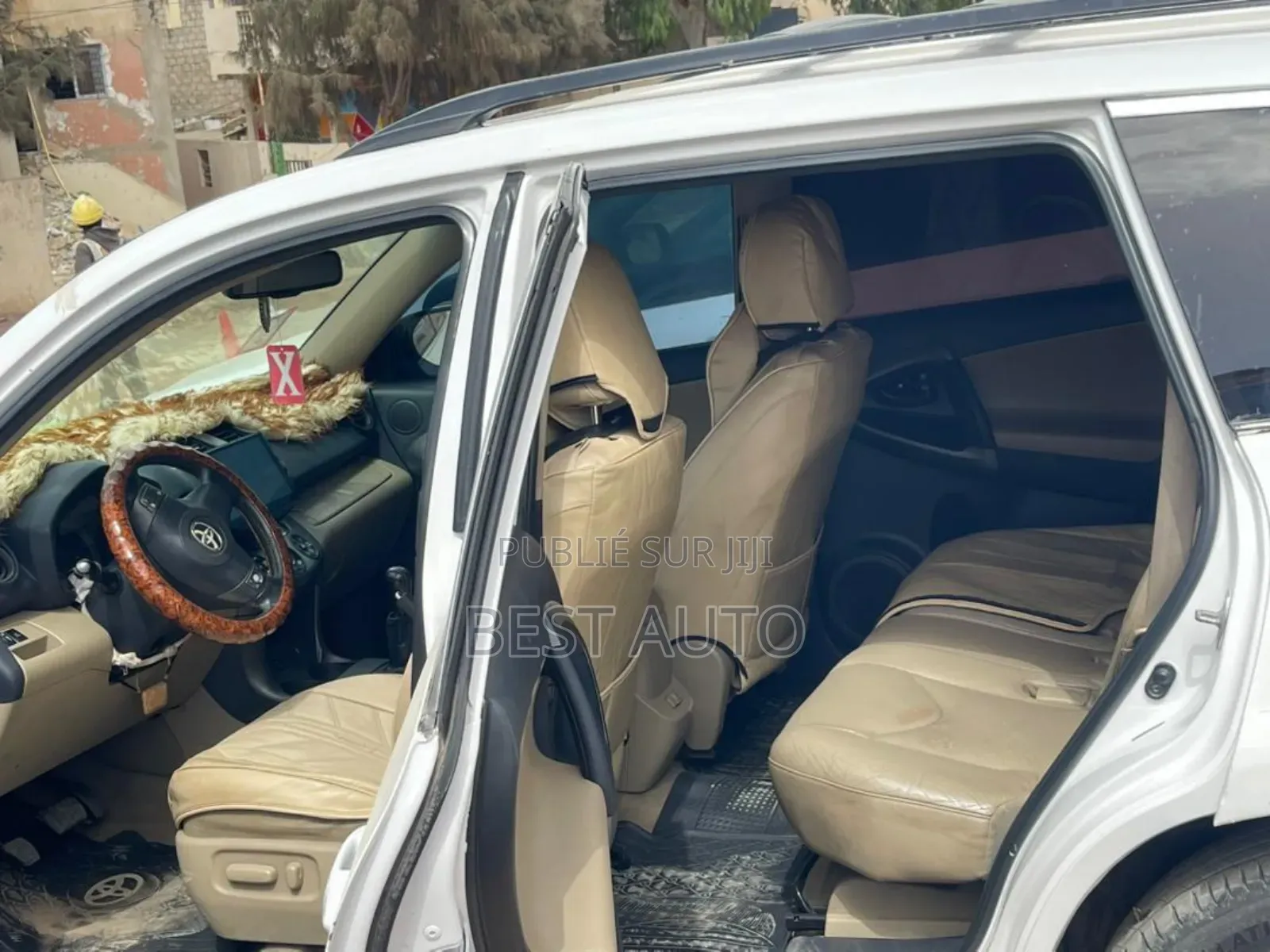 Toyota RAV4 2010 Blanc