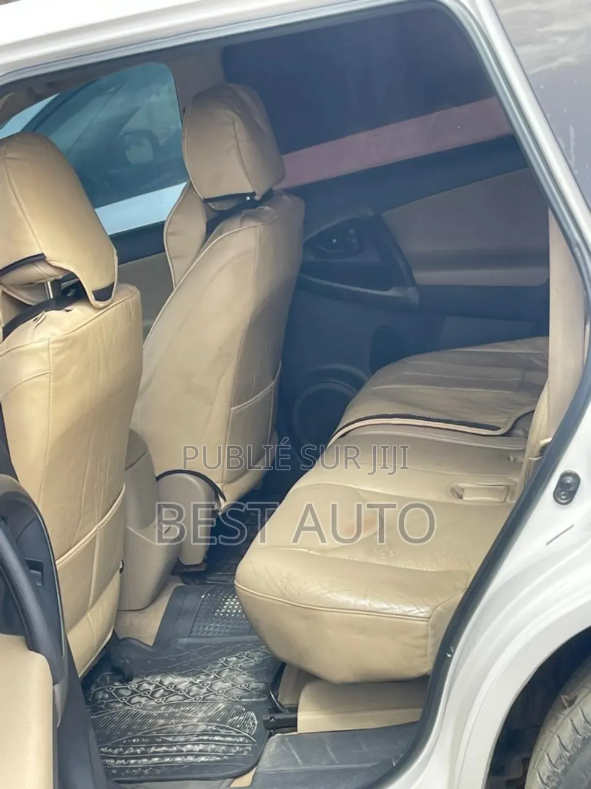 Toyota RAV4 2010 Blanc