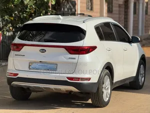 Photo - Kia Sportage 2017 Blanc