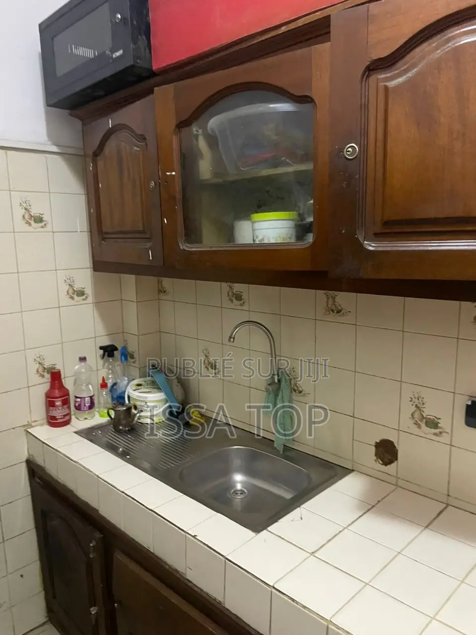 Furnished 1chbre Studio dans Patte d'Oie à Louer