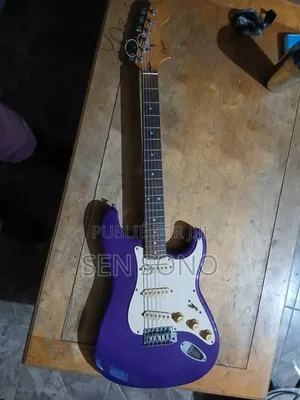Photo - Squier Stratocaster