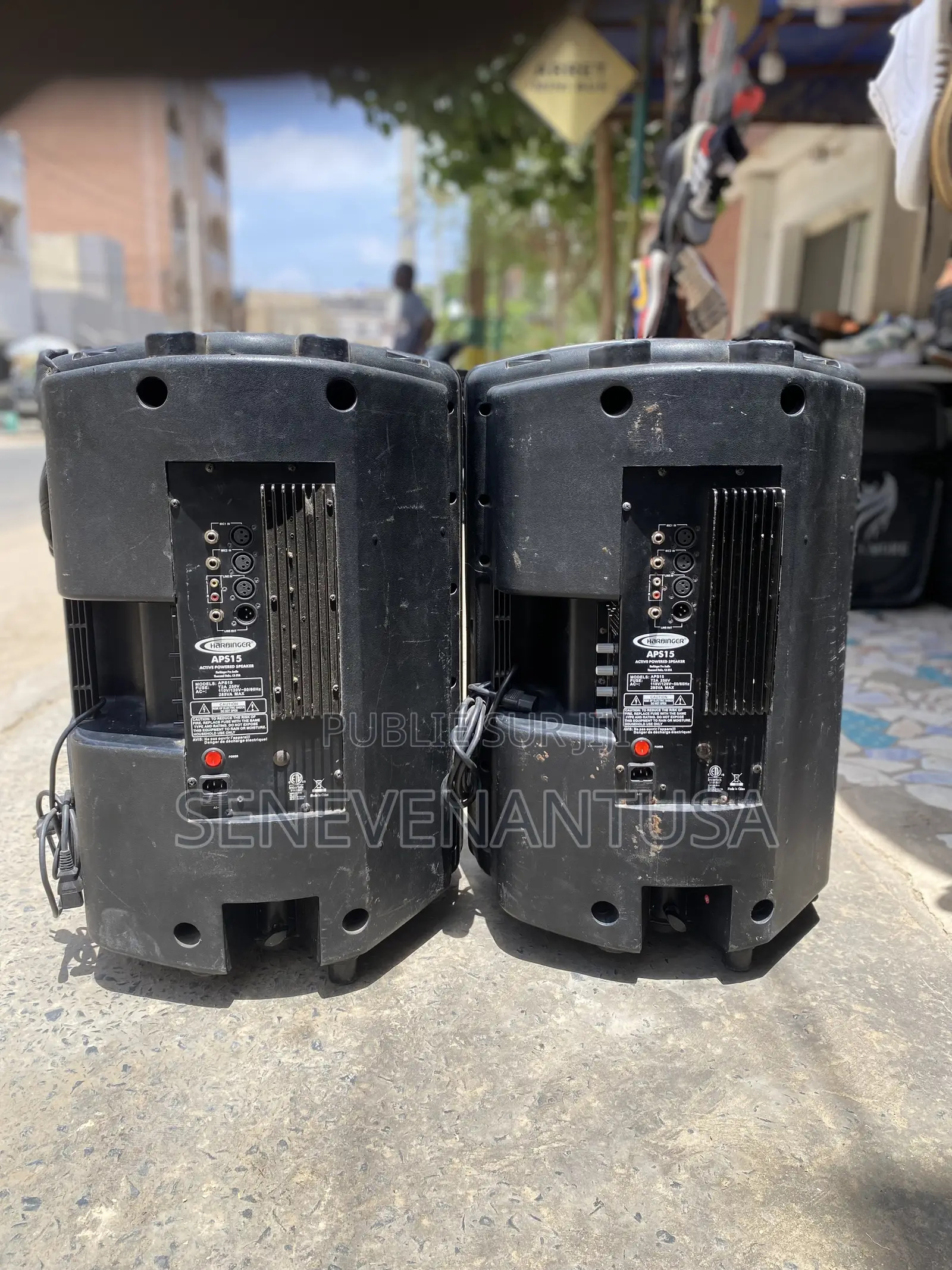 S v U Tl. Adresse:Fadia. Haut Parleur