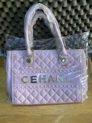 Photo - At Sacs Femmes Disponible