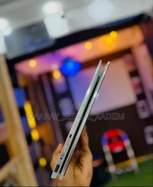 Ordinateur Portable HP EliteBook 1040 G6 32GB Intel Core I7 SSD 1T