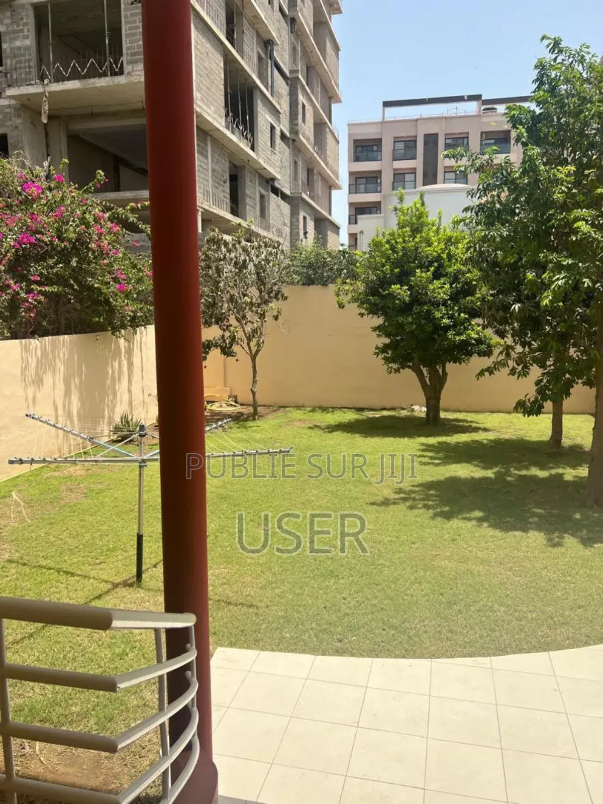 5chbre Maison dans Cisco, Almadies à Louer