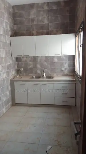 2chbre Appartement dans Eig, Thiaroye à Louer