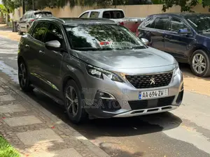 PEUGEOT 3008 2018 Gris