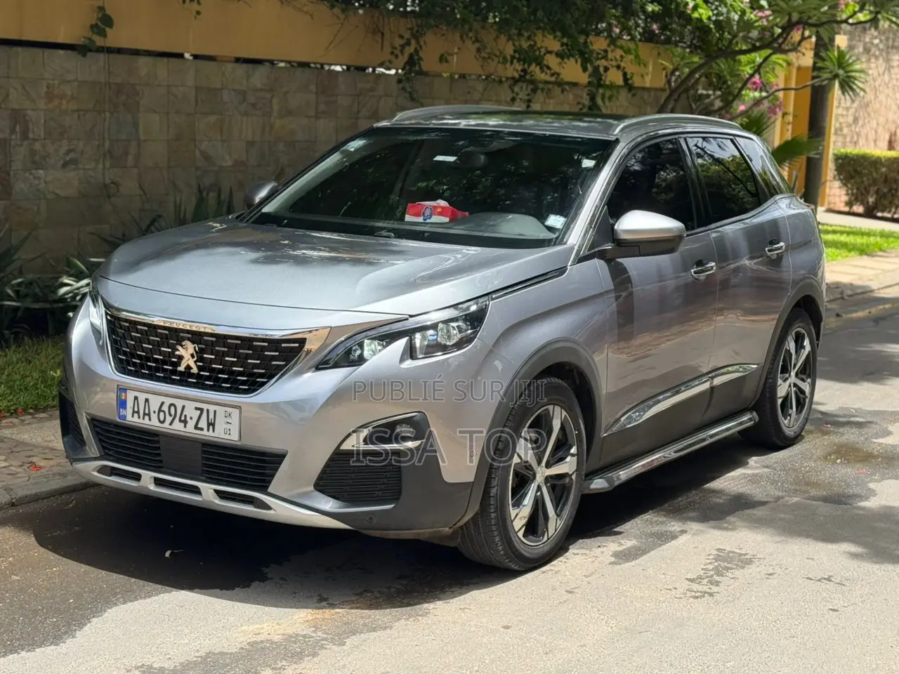 PEUGEOT 3008 2018 Gris