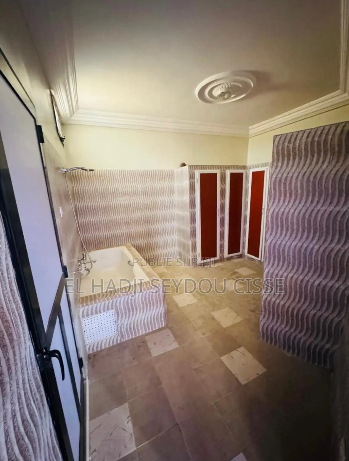 6chbre Maison de ville/terrasse dans Rufisque à Vendre