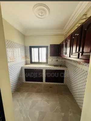 6chbre Maison de ville/terrasse dans Rufisque à Vendre