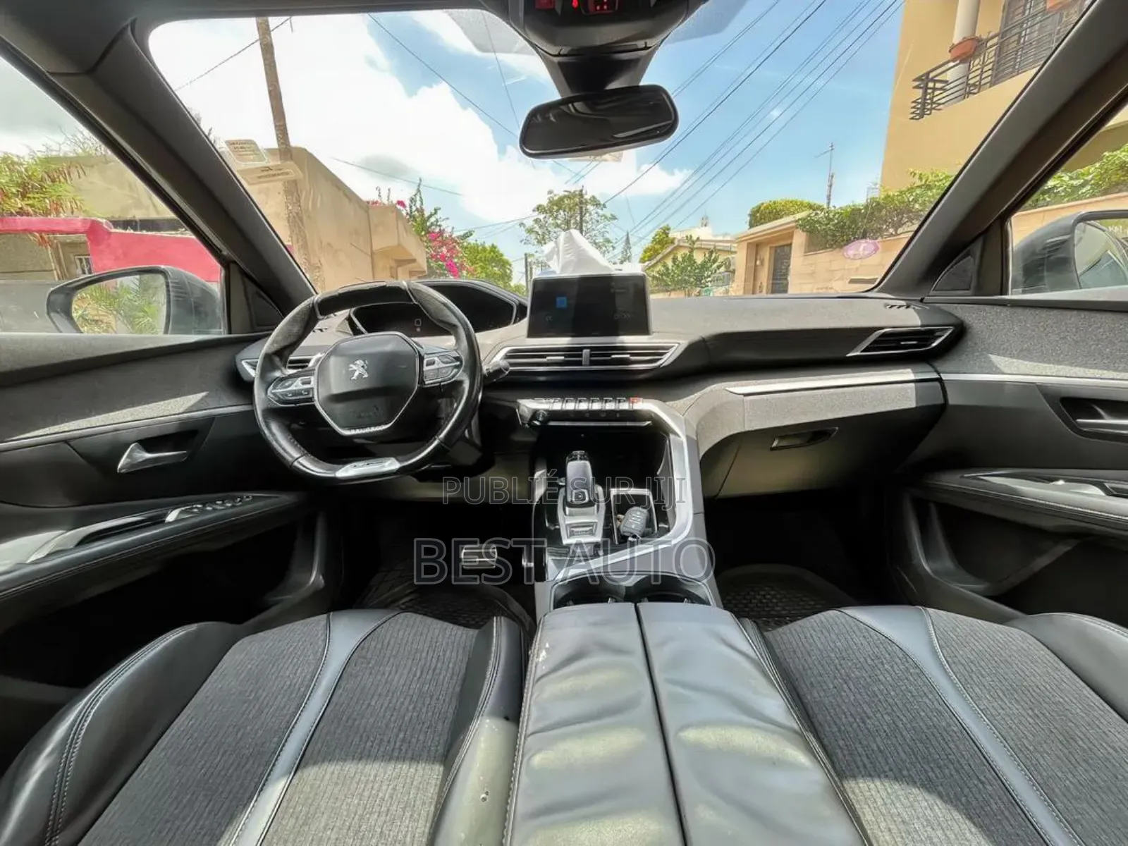 PEUGEOT 3008 2018 Gris