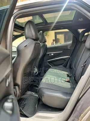 PEUGEOT 3008 2018 Gris