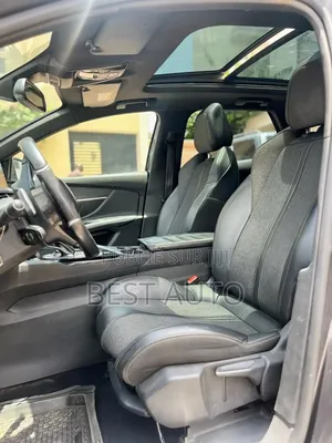 PEUGEOT 3008 2018 Gris