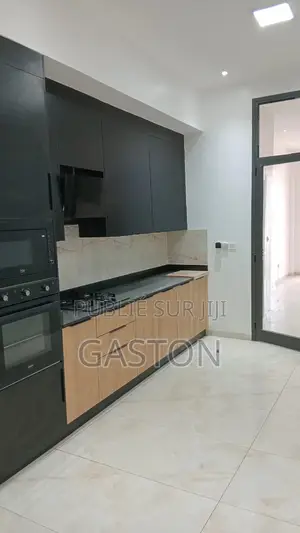 3chbre Appartement dans Katos Immo, Ouakam à Louer