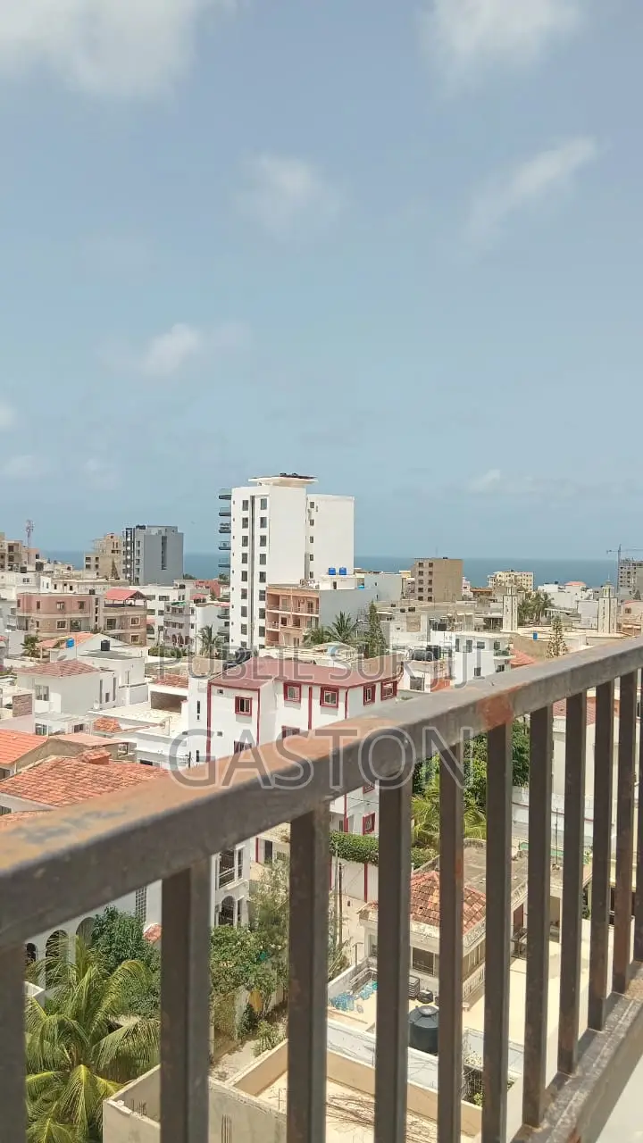 3chbre Appartement dans Katos Immo, Ouakam à Louer