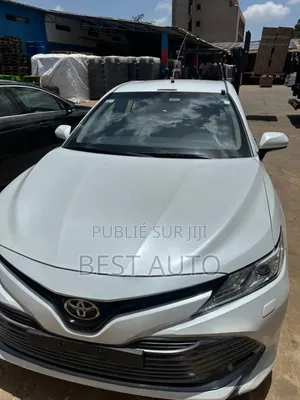 Toyota Camry 2021 Blanc