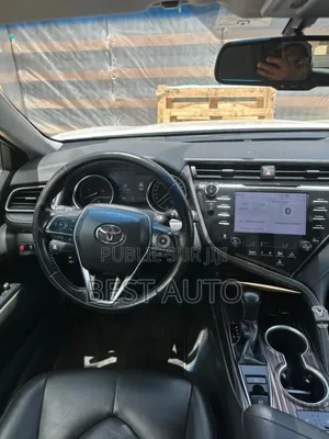 Toyota Camry 2021 Blanc