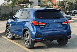 Mitsubishi Outlander 2020 Bleu