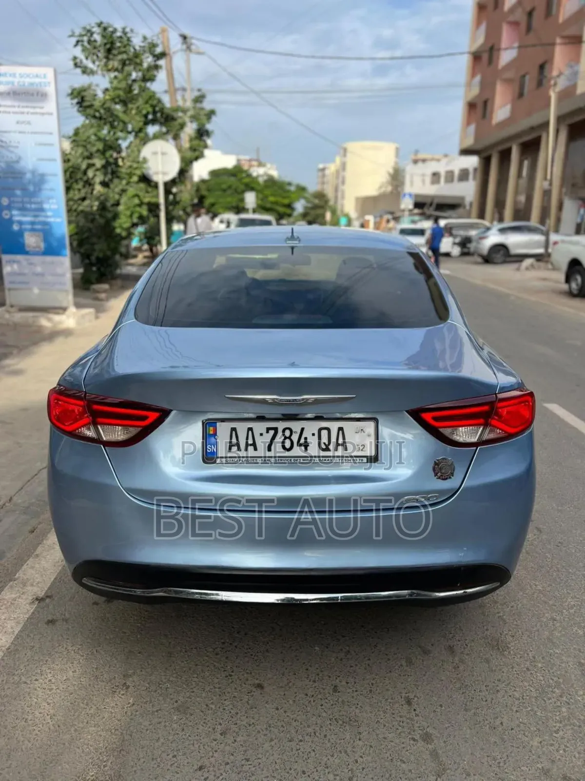 Chrysler 200 2015 Bleu