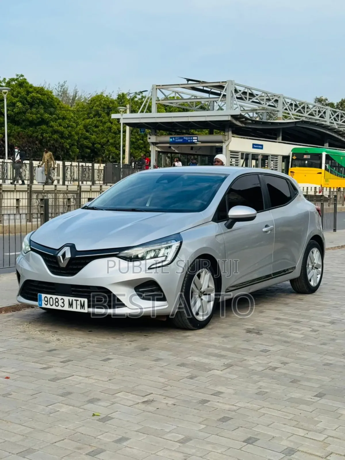 Renault Clio 2021 Bleu