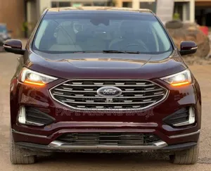 Photo - Ford Edge Titanium AWD 2019 Bordeaux