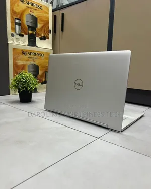 New Dell Inspiron 17 7779 16GB Intel Core I7 SSD 512GB