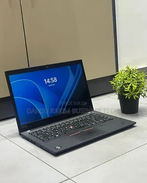 Photo - New Lenovo ThinkPad T495s 16GB AMD Ryzen 5 SSD 256GB