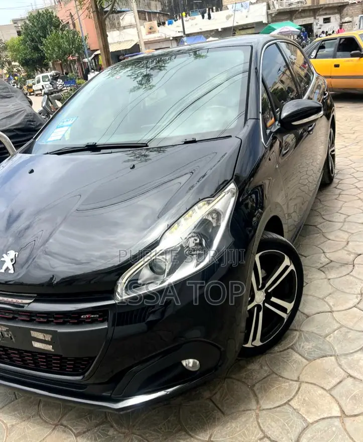 PEUGEOT 208 2018 Blanc