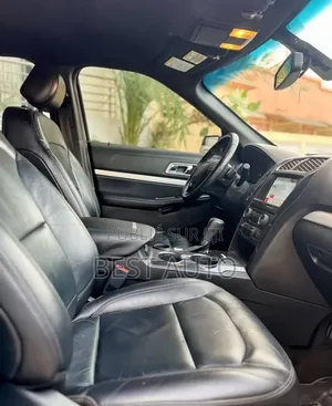 Ford Explorer 2017 Gris