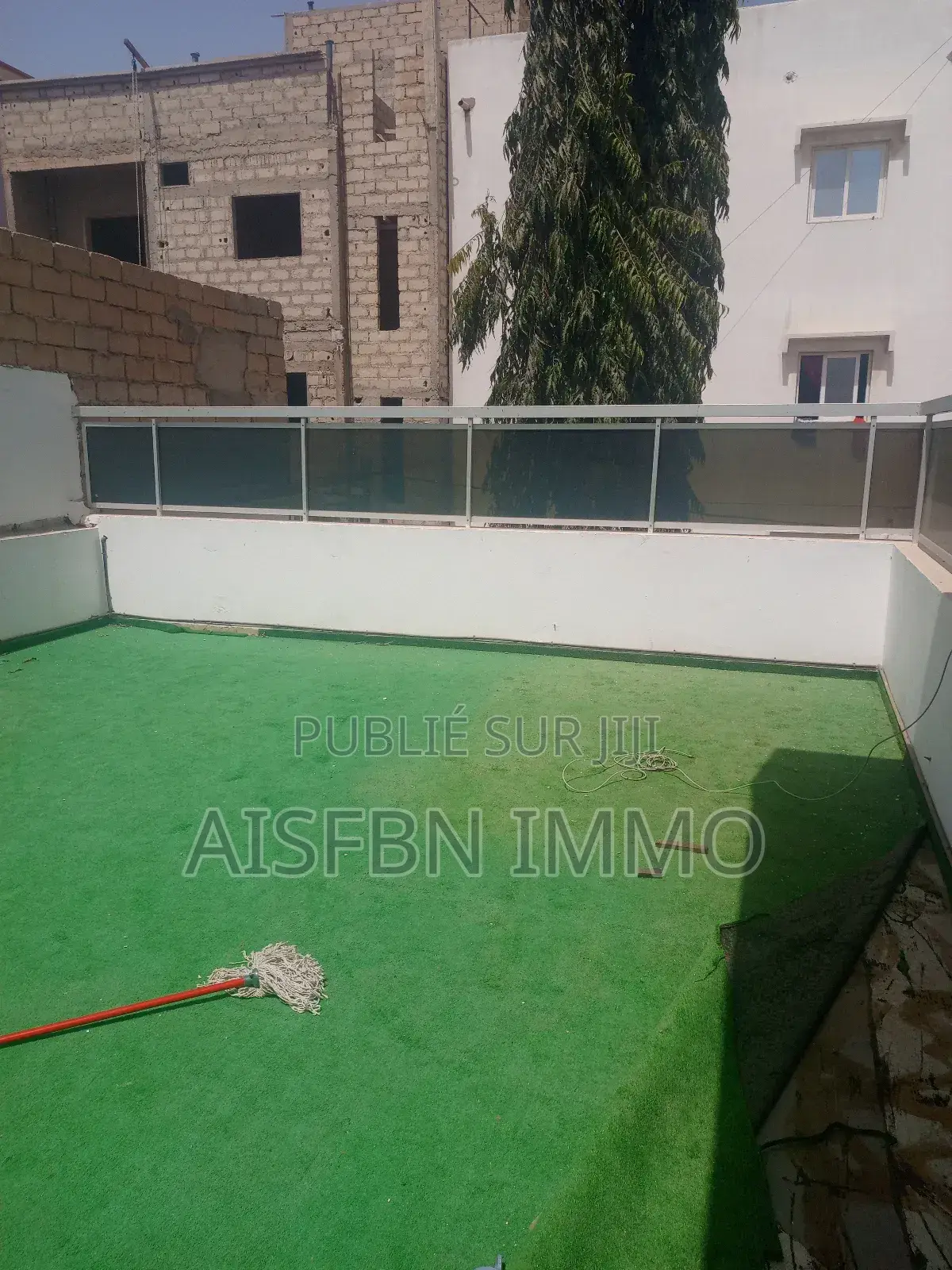 4chbre Villa dans Aisfbn Immo, Sicap-Liberté à Vendre