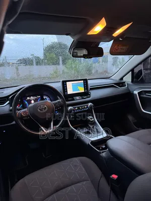 Toyota RAV4 2021 Noir