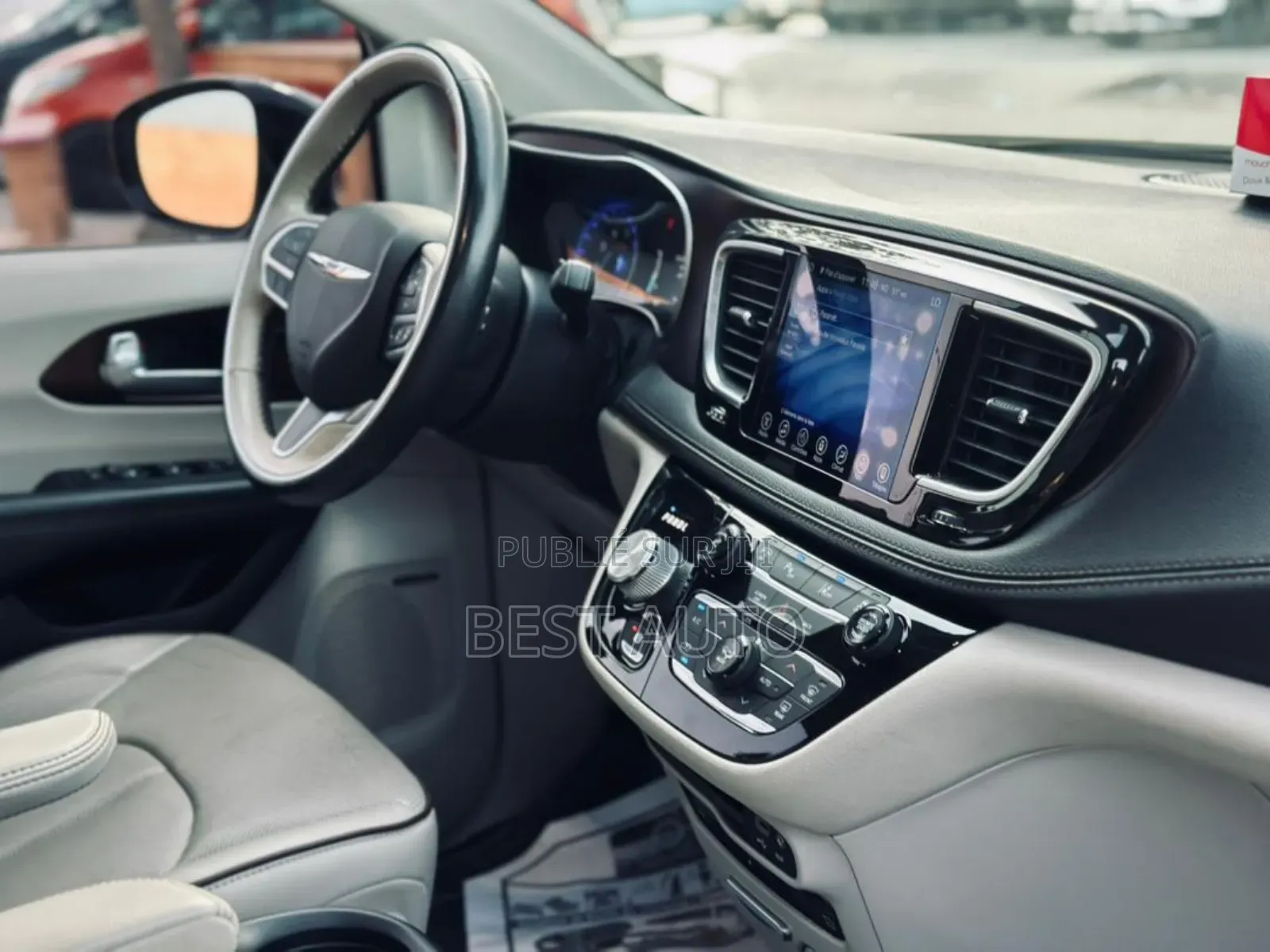 Chrysler Pacifica 2018 Noir