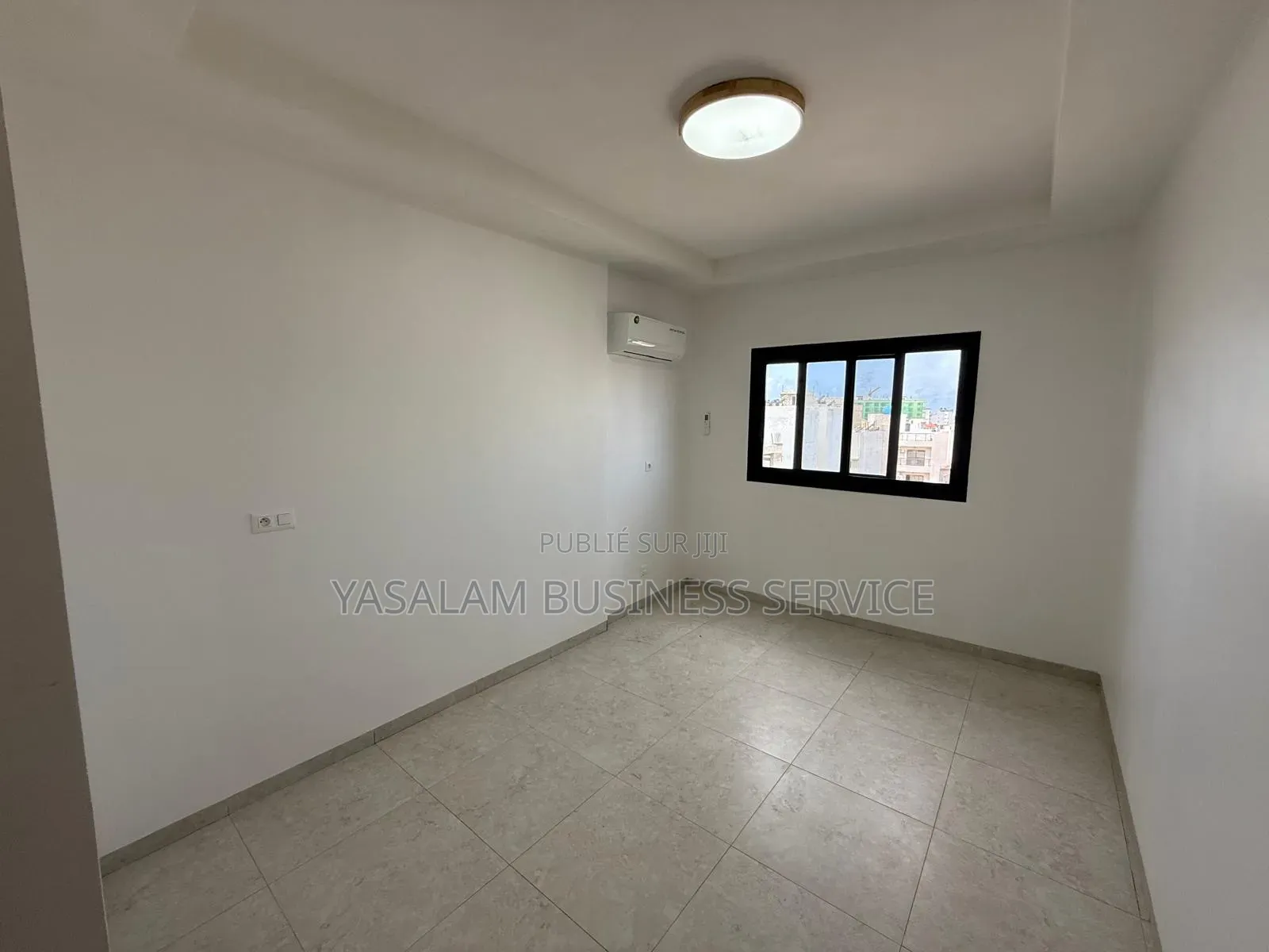 3chbre Appartement dans Yasalam Business, Almadies à Vendre