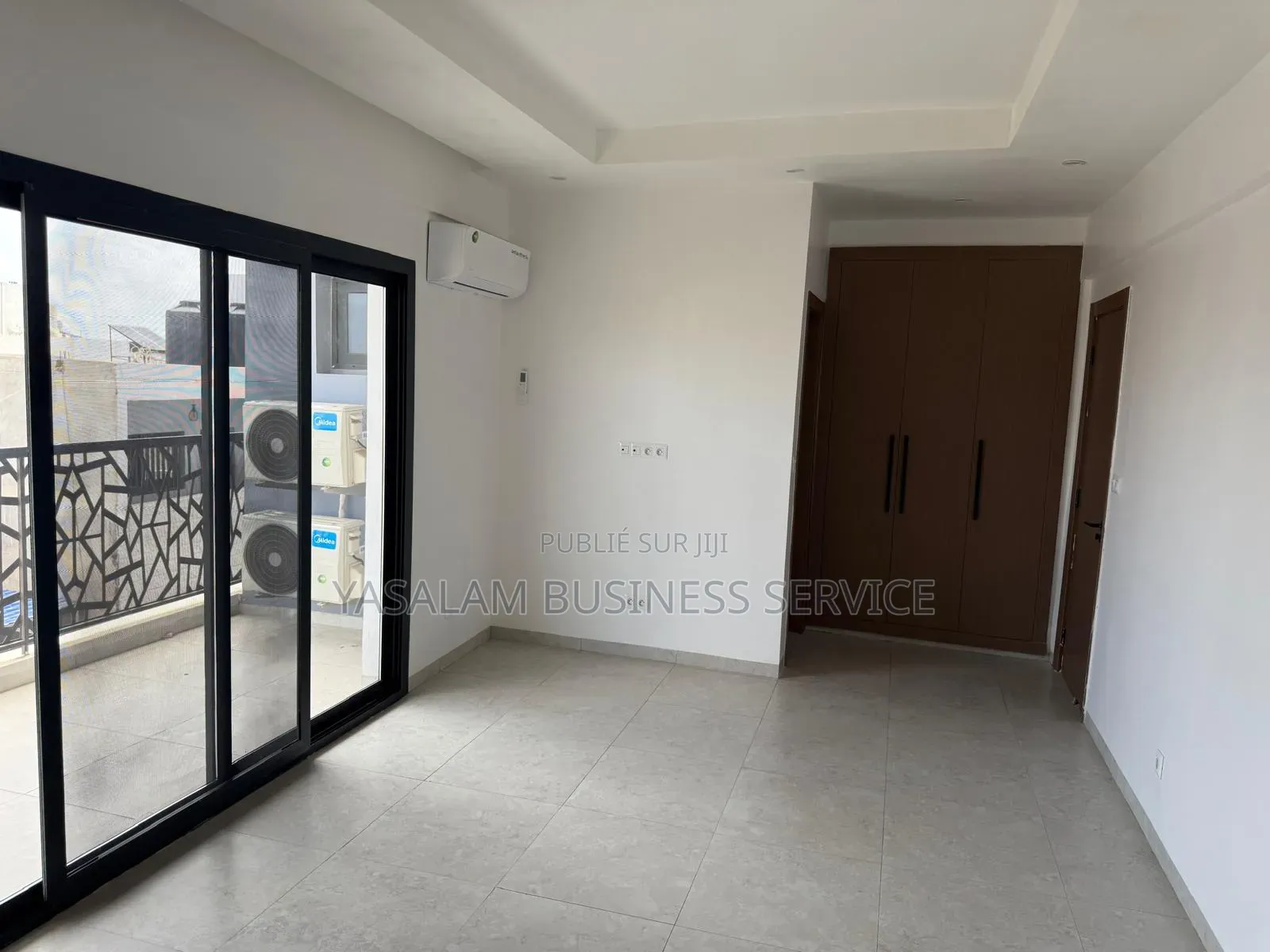 3chbre Appartement dans Yasalam Business, Almadies à Vendre