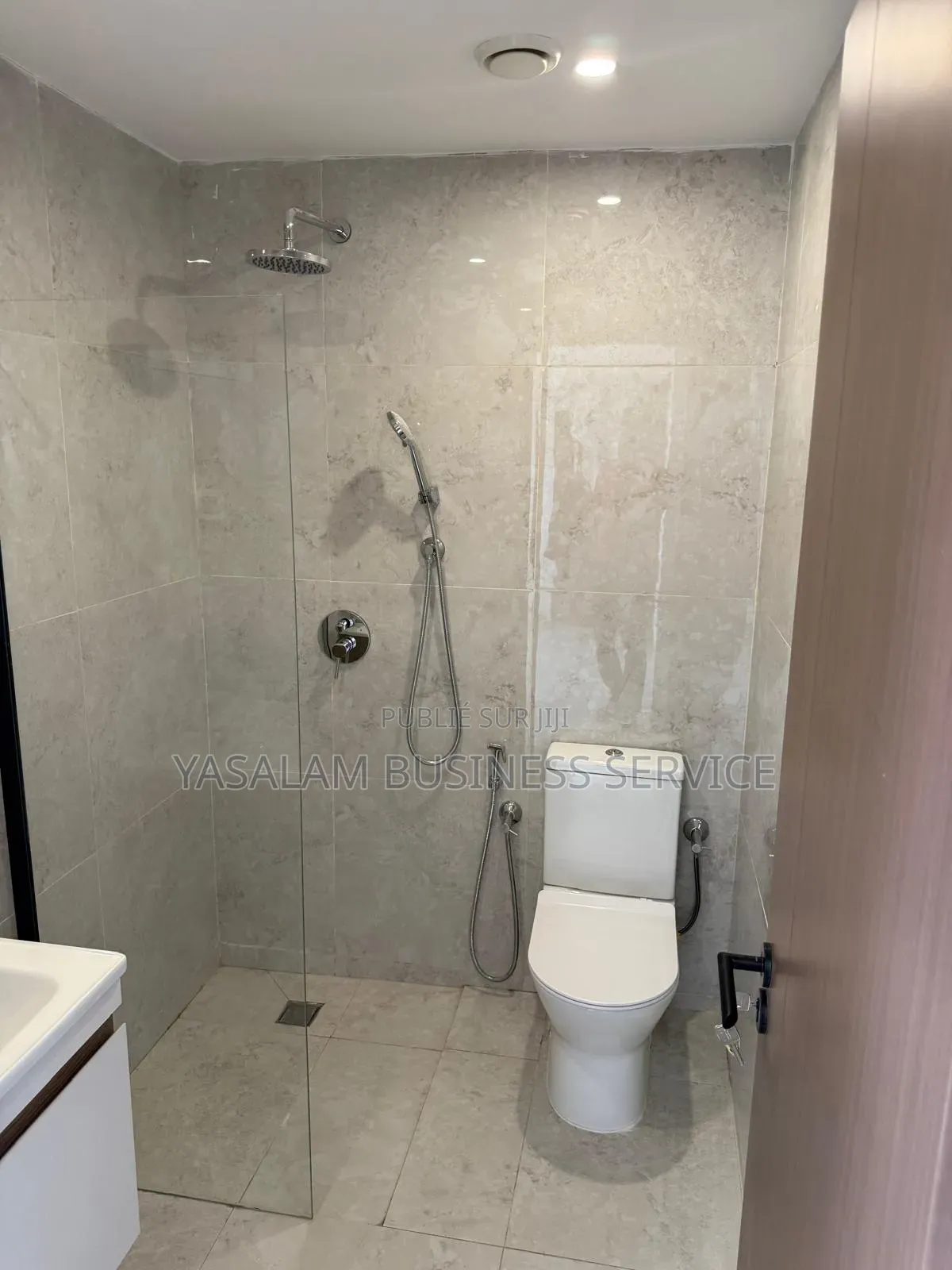 3chbre Appartement dans Yasalam Business, Almadies à Vendre