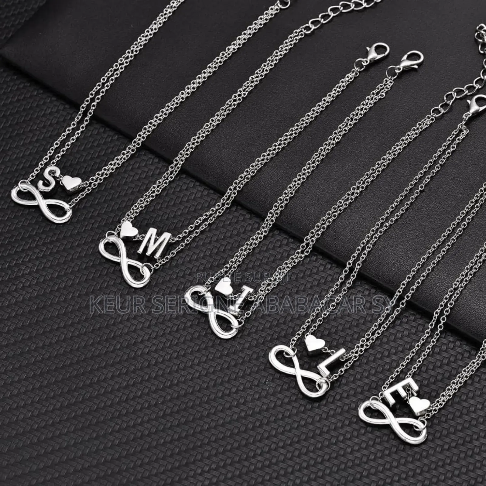 Chaine Chevilles Avec Initiale