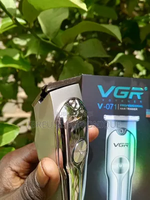 Cette Tondeuse VGR Professionnelle Allie Style, Puissance