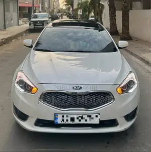 Photo - Kia K5 2015 Blanc